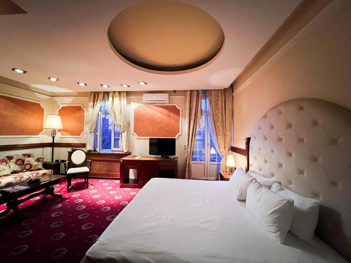 Hotel Manjez Centar Belgrad Exterior foto