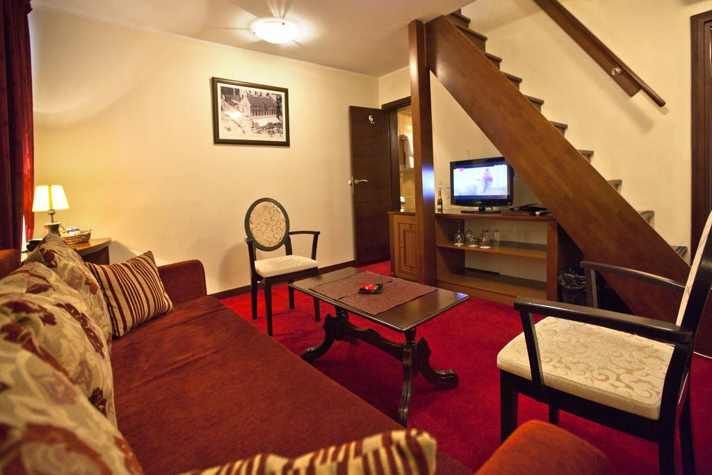 Hotel Manjez Centar Belgrad Zimmer foto